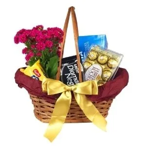 Cesta de Chocolate com Flores