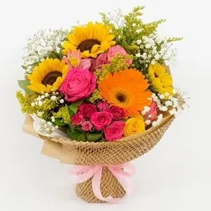 Buquê Colorido com Girassóis, Gérbera e Rosas