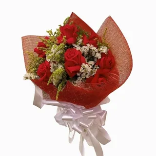 Buquê de 6 Rosas Vermelhas na Tela