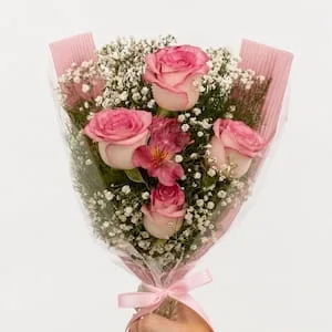 Buquê de Rosas e Astromélias Cor-de-Rosa