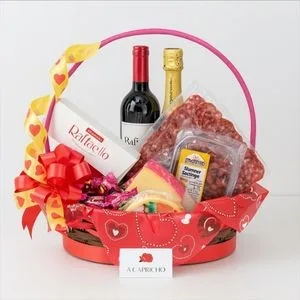 Cesta Premium com Vinho, Espumante, Uvas, Frios e Chocolates