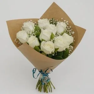 Buquê com 10 Rosas Brancas