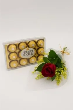 Rosa Solitária Vermelha e Ferrero Rocher