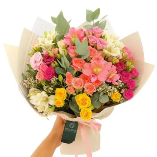 Buquê de Flores do Campo com Mini Rosas