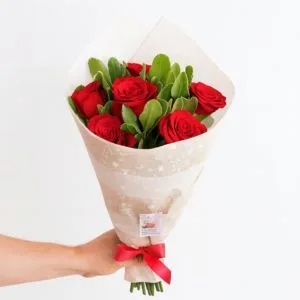 Delicado Amor com 6 Rosas