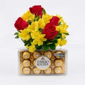 Arranjo em Cachepô com Rosas Vermelhas, Astromélias e Ferrero Rocher 150g