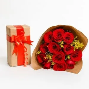 Buquê de 12 Rosas Vermelhas com Caixa de Bombons Lacta