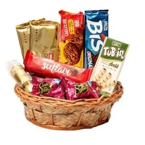 Cesta Doce Seleção com Chocolates Sortidos