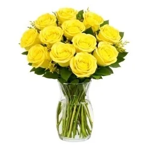 Arranjo de 12 Rosas Amarelas no Vaso de Vidro