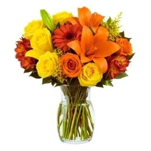 Arranjo de Flores Nobre no Vaso de Vidro