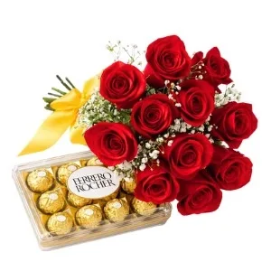 Buquê de 12 Rosas Vermelhas com Ferrero
