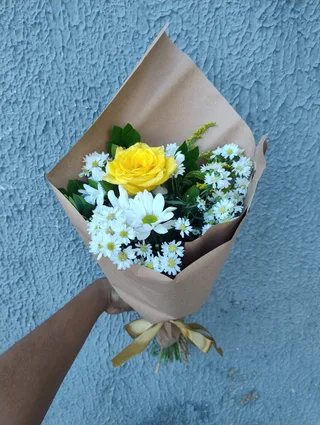 unitario amarelo