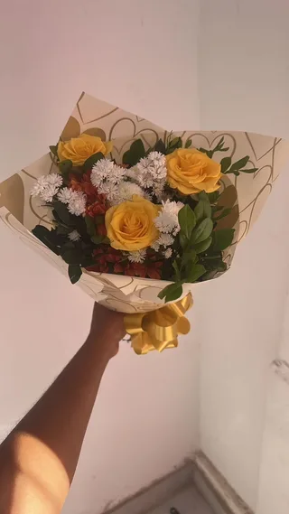 rosas amarelas