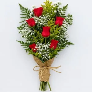 Buquê Leque com 6 Rosas Vermelhas